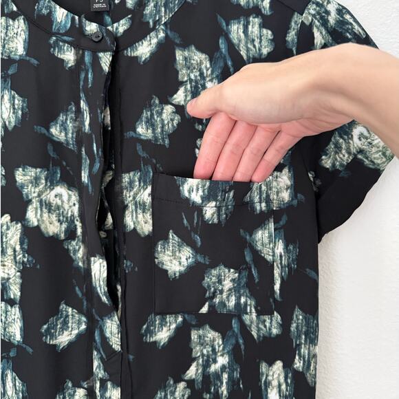 Simply Vera Vera Wang Women short-sleeve, partial button-down blouse Small Petit - Picture 5 of 11